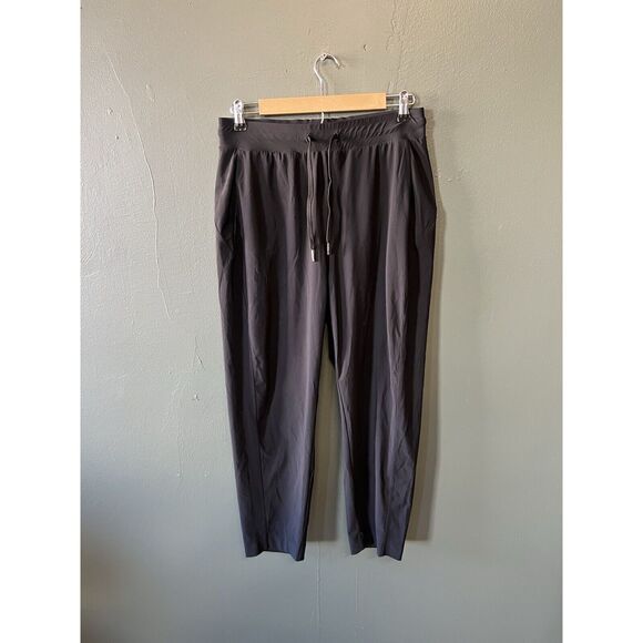 Sweaty Betty Black Athletic Cropped Pants w/ Drawstring Size Medium - Picture 1 of 3